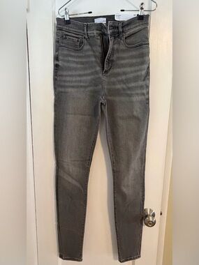 LOFT Gray Skinny Jeans with Faded Detailing